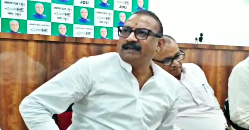Ashok Chaudhary Targets Tejashwi Yadav