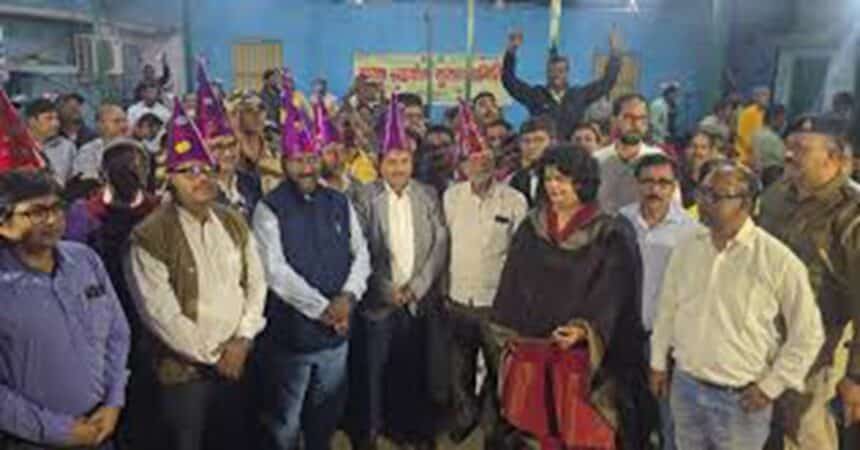 Sugauri Chamber of Commerce Holi Milan